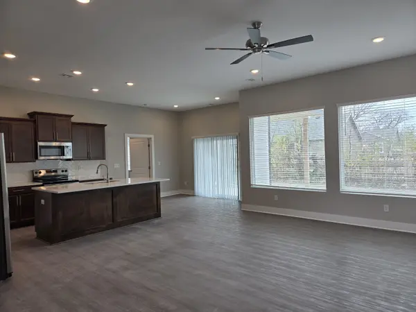1107 N Main St, Rose Hill, KS 67133