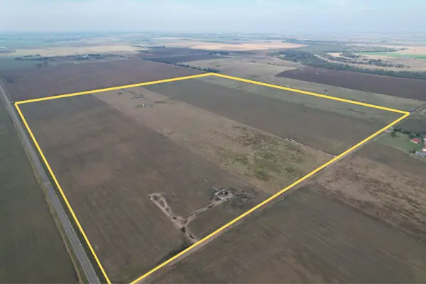 0000 SE 140 Avenue, Ellinwood, KS 67526