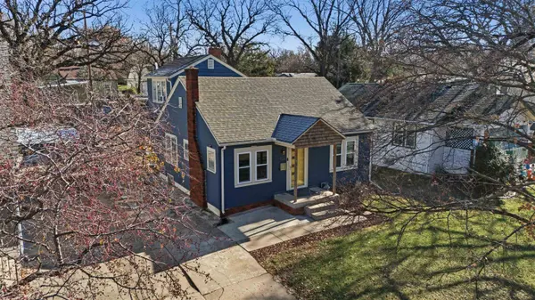 724 S Holyoke St, Wichita, KS 67218