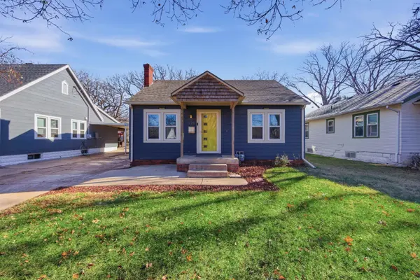 724 S Holyoke St, Wichita, KS 67218