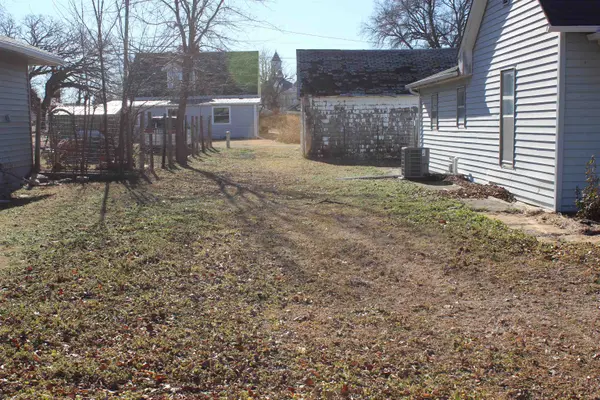 213 E Lost, Lincoln, KS 67455