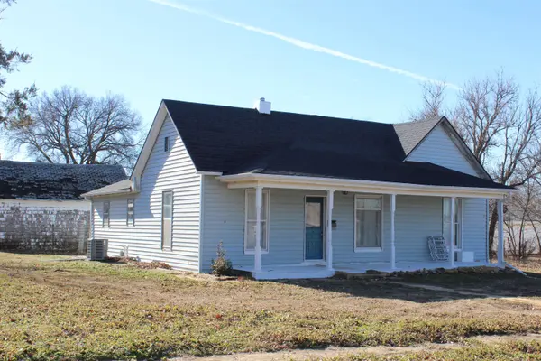 213 E Lost, Lincoln, KS 67455