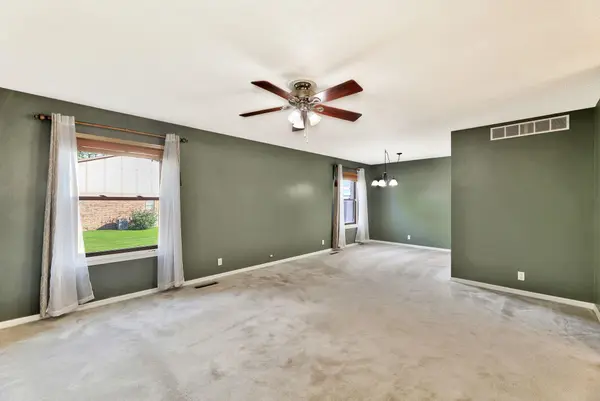 8930 W Suncrest, Wichita, KS 67212