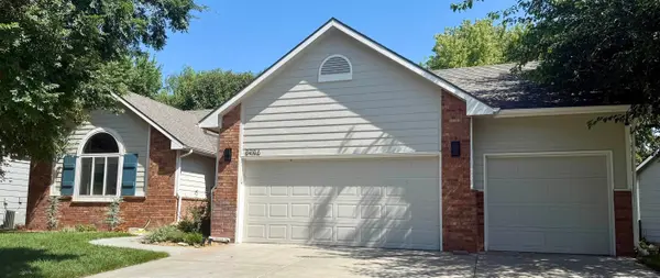 3206 N Forest Lakes St, Wichita, KS 67205