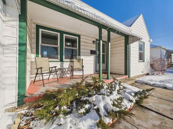 1742 S Grove St, Wichita, KS 67211