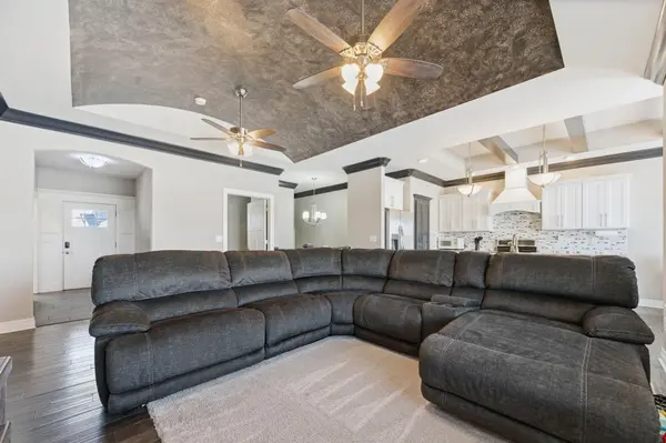 4702 N Emerald Ct, Maize, KS 67101