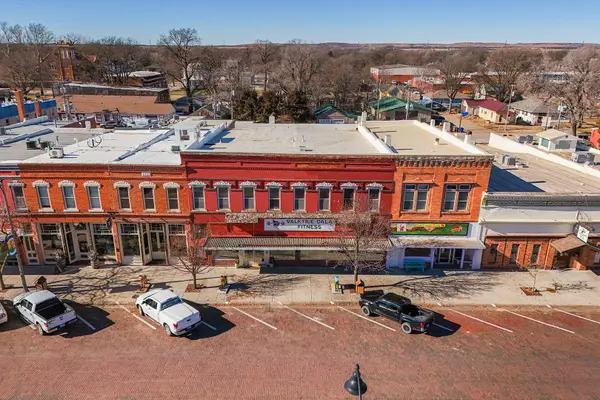 115 N Main St., Lindsborg, KS 67456
