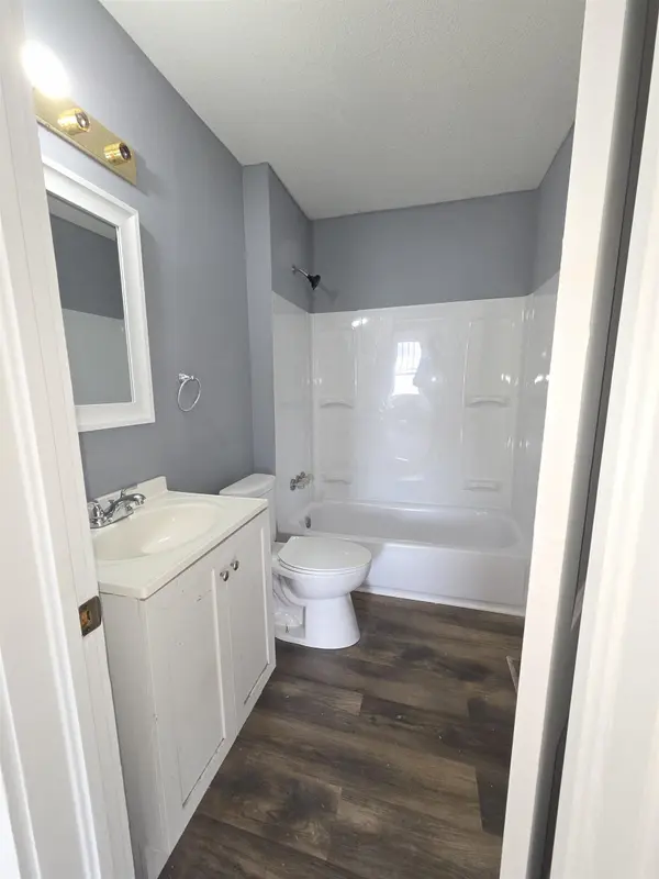 531 N Madison Ave, Wichita, KS 67214