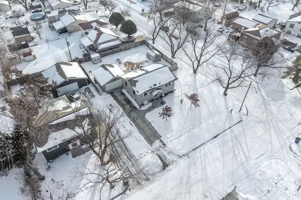 3326 S Elizabeth Ave, Wichita, KS 67217