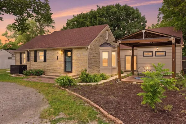 21 N Beech Rd, Wichita, KS 67206