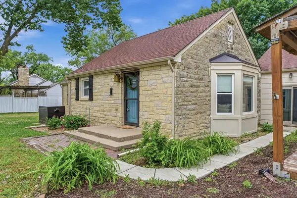 21 N Beech Rd, Wichita, KS 67206