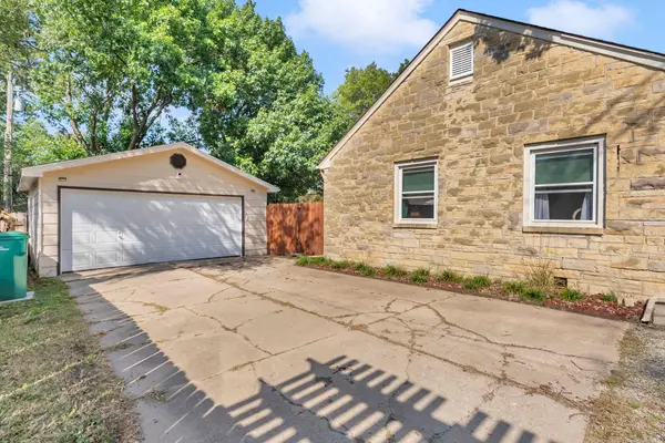 21 N Beech Rd, Wichita, KS 67206