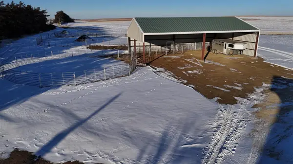 1675 O Rd, Glen Elder, KS 67446