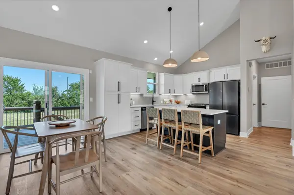 7260 E Pheasant Ridge St, Bel Aire, KS 67226