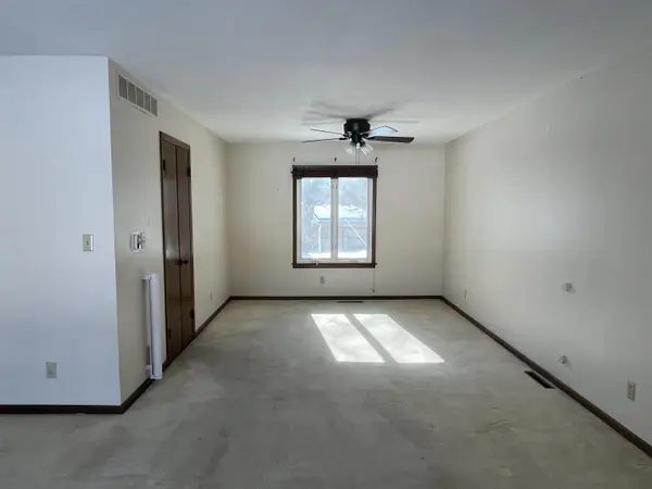 1825 Circle Dr, El Dorado, KS 67042