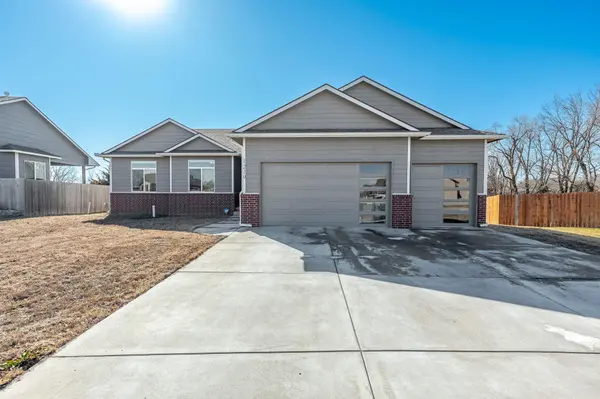 1219 Sontag Dr,  Derby,  KS 67037