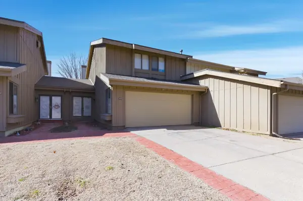 8201 E Harry #1802, Wichita, KS 67207