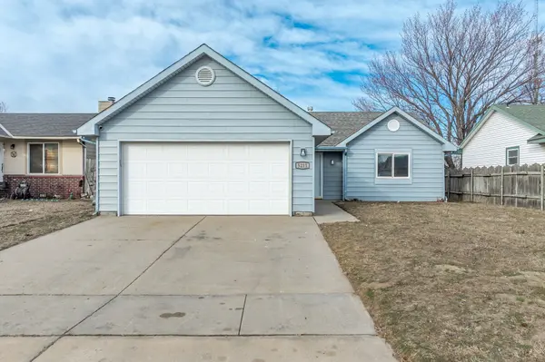 5211 S Mosley St, Wichita, KS 67216