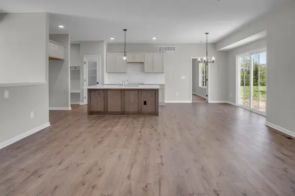 1204 Main, Halstead, KS 67056