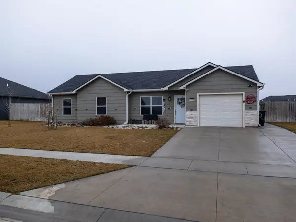 1115 Nautical Dr,  Salina,  KS 67401