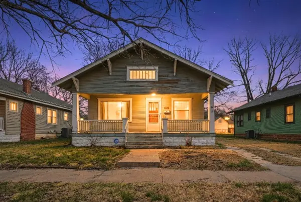 738 S Laura Ave, Wichita, KS 67211