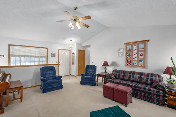 1 N Valley Oaks Ct., Valley Center, KS 67147