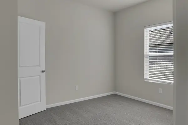 3136 E Highridge St, Park City, KS 67219