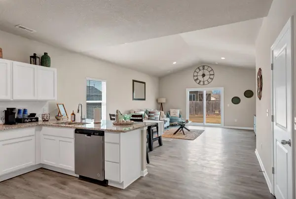 11370 W Scarlett Ct, Maize, KS 67101