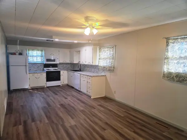 308 N Ash, Hillsboro, KS 67063