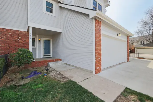 6515 E 30th St N, Wichita, KS 67226