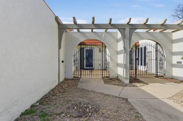 45 E Via Roma St, Wichita, KS 67230