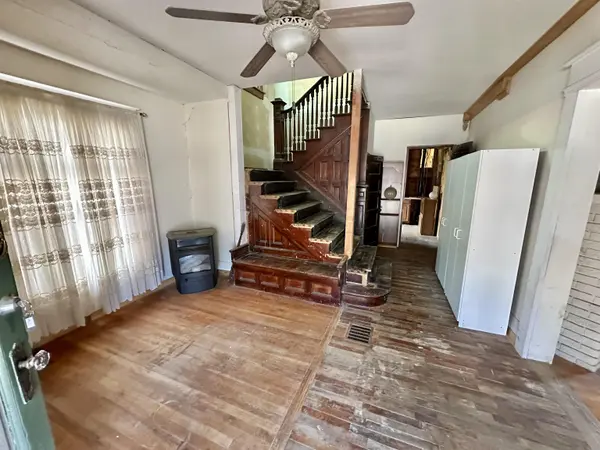 206 S Osage, Wichita, KS 67213