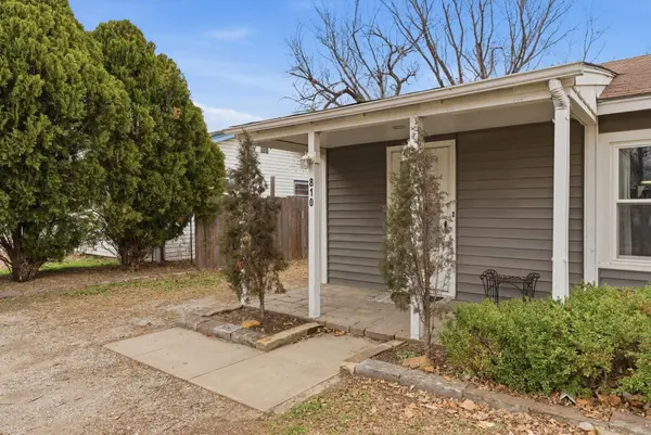 810 N Anna St, Wichita, KS 67212