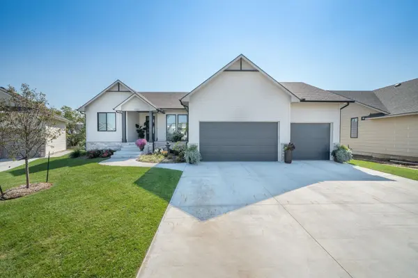 1023 W Silverstone Ct, Andover, KS 67002