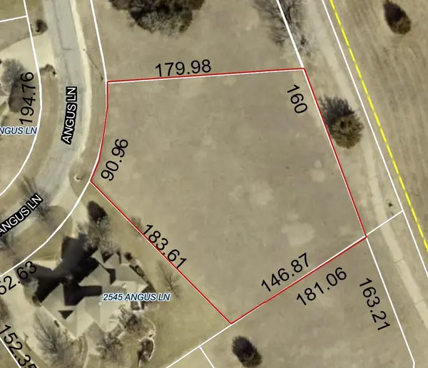 2541 Angus Ln, Salina, KS 67401