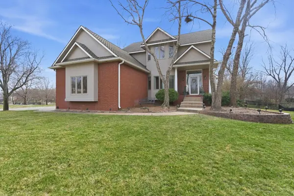 1221 N HICKORY CREEK CT, Wichita, KS 67235