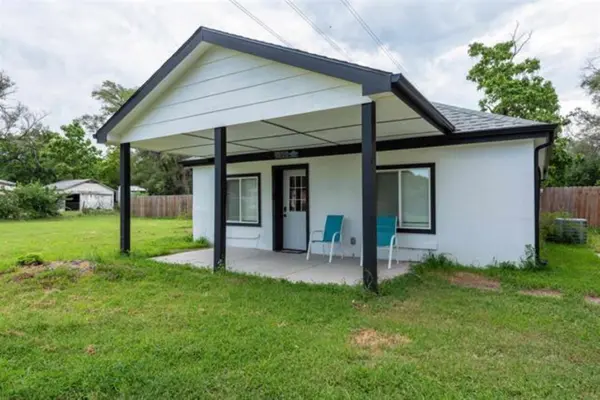 5944 N Seneca, Wichita, KS 67204