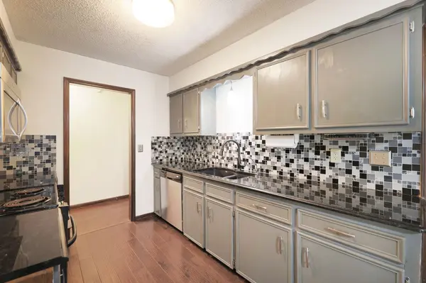 1401 E Carolyn St, Derby, KS 67037
