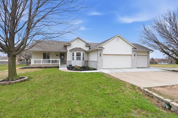 145 N Wichita St, Benton, KS 67017