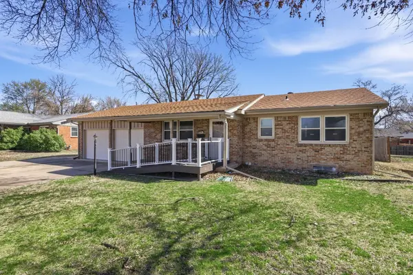 928 S Doreen St, Wichita, KS 67207