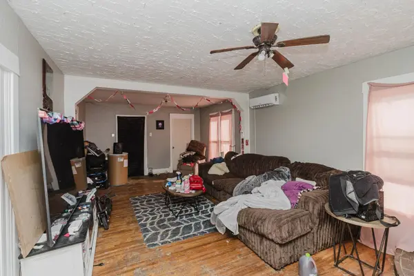1410 E 6th, Hutchinson, KS 67501