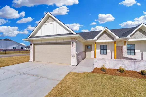 2413 S Taiga St, Goddard, KS 67052
