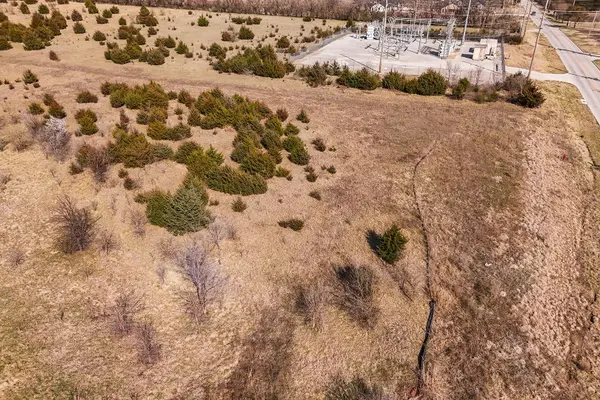 5+/- Acres E Ford St., Valley Center, KS 67147