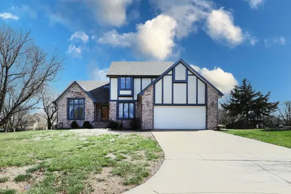 2544 N Fox Run Ct, Wichita, KS 67226
