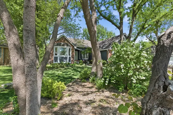 11306 W Lost Creek St, Wichita, KS 67212