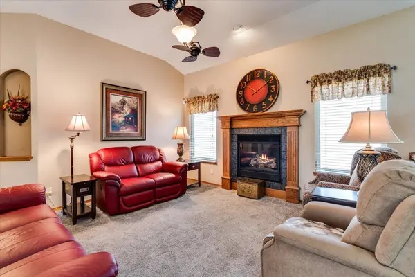 249 S Maple Dunes Ct, Wichita, KS 67235