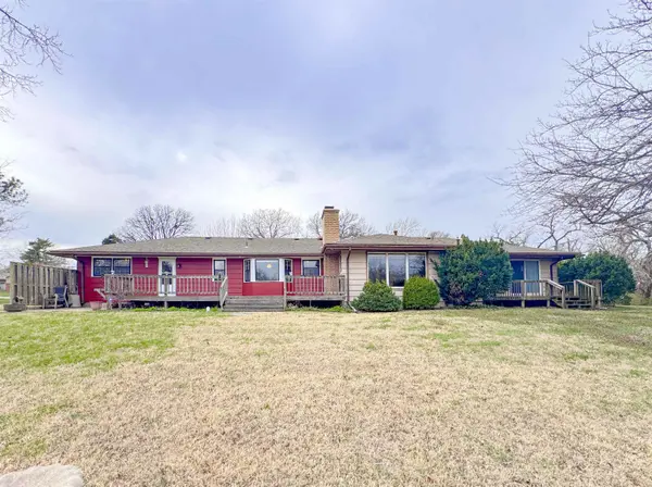 1222 S Lark Ln, Wichita, KS 67209
