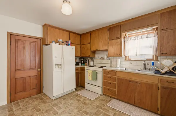418 N Franklin Ave, Sedgwick, KS 67135