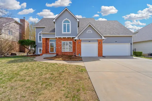 2710 N Dublin Cir, Wichita, KS 67226