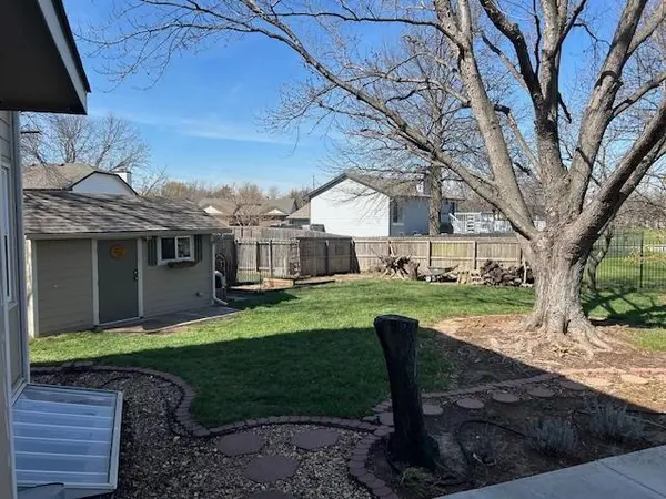 11850 W Rolling Hills Ct, Wichita, KS 67212
